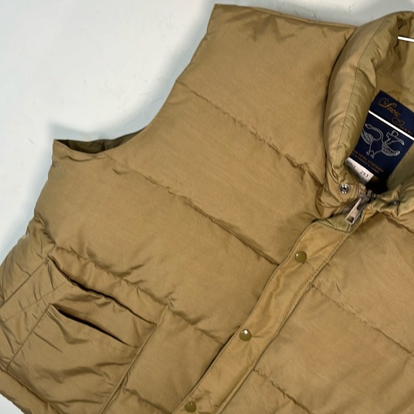 Men’s XXL Vintage Snow Goose Down Vest - Picture 2 of 9
